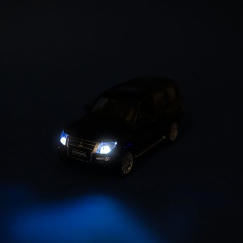 Машина мет. 1:33 "Mitsubishi Pajero 4WD Turbo" 286009 фото