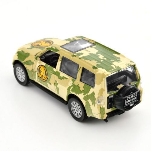 Машинка металева із серії "Шеврони Героїв" - Mitsubishi Pajero 4WD Turbo - "47 ОМБр" 237582 фото